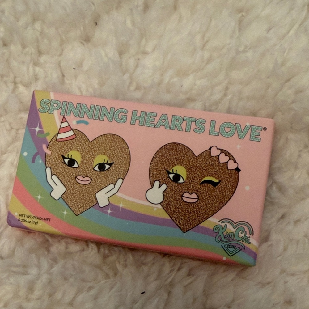 Kim Chi Chic Spinning Hearts Love Palette - Eyeshadow Duo